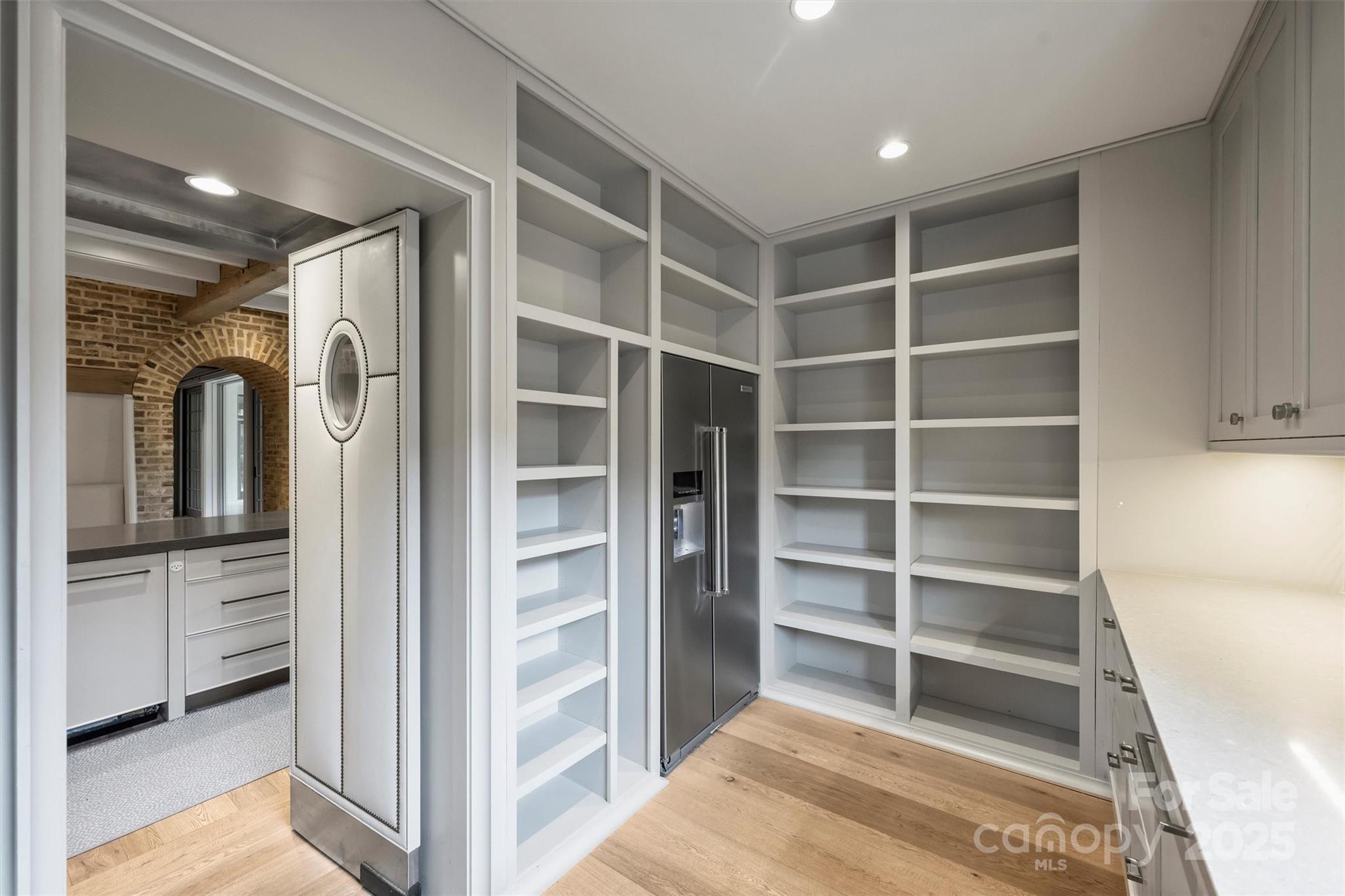 3912 Beresford Road