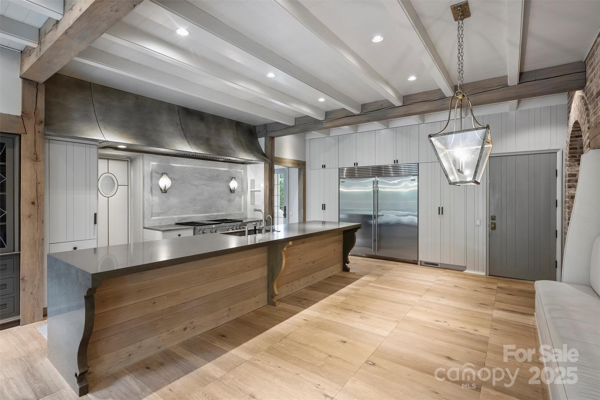 3912 Beresford Road