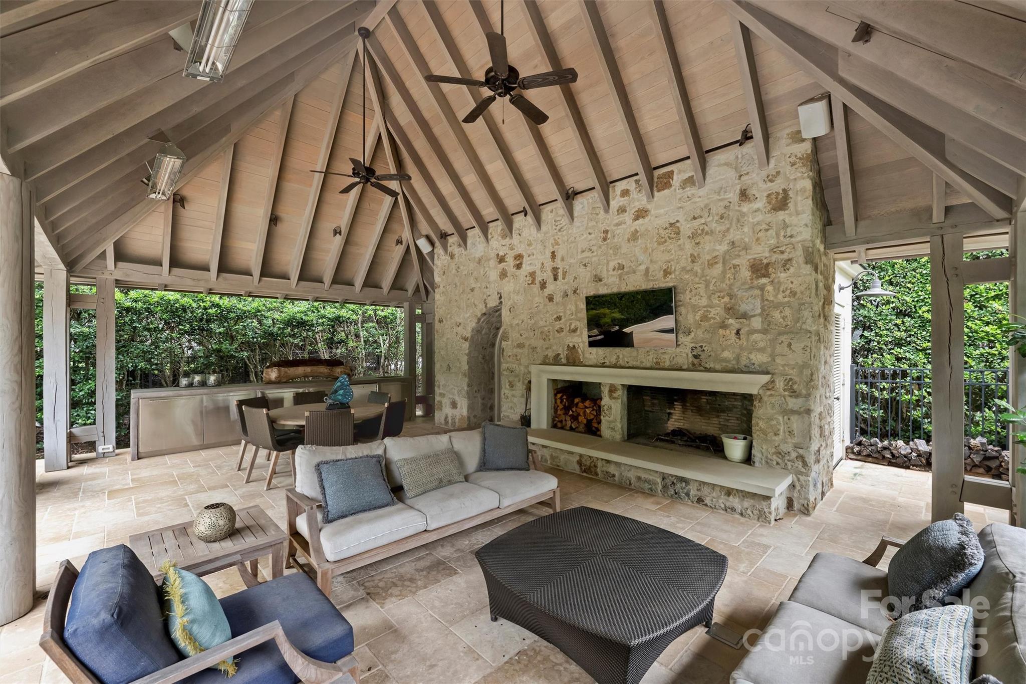3912 Beresford Road