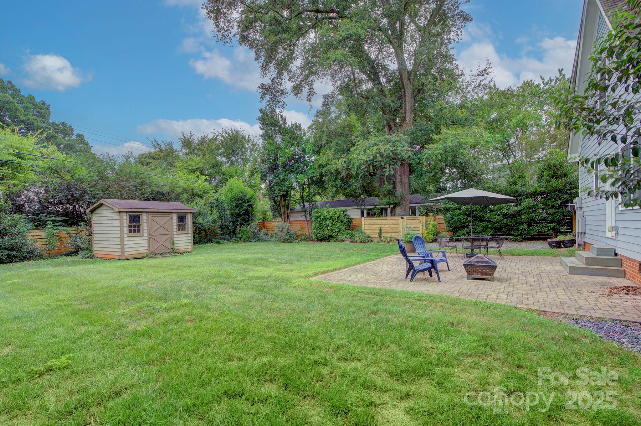 823 Sedgefield Road