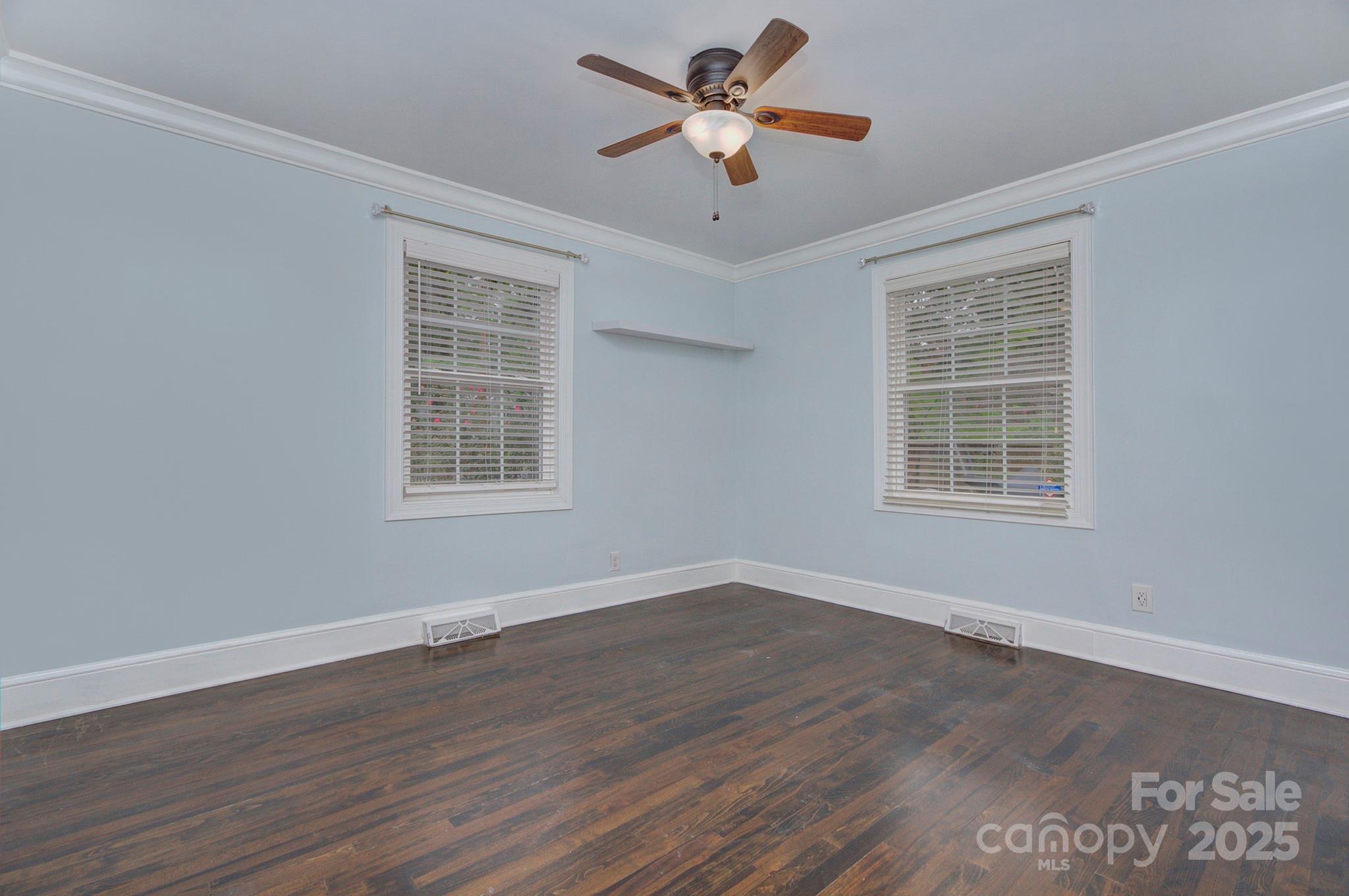 823 Sedgefield Road