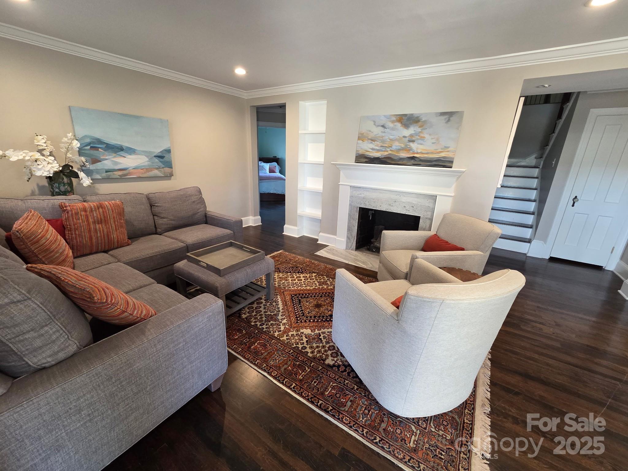 823 Sedgefield Road