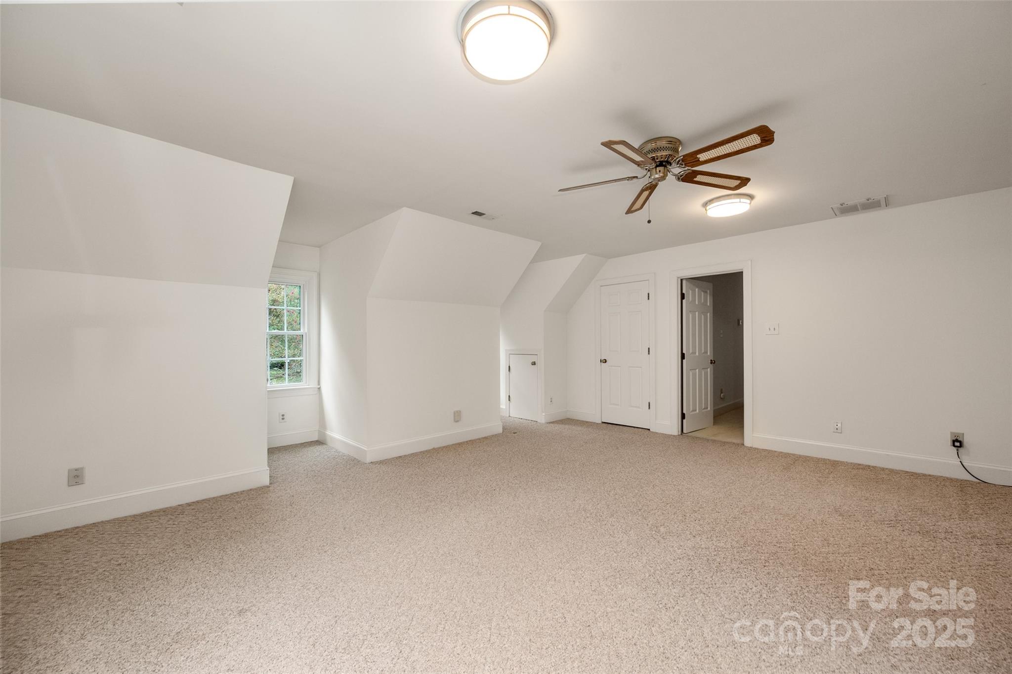 10105 Waterbrook Lane