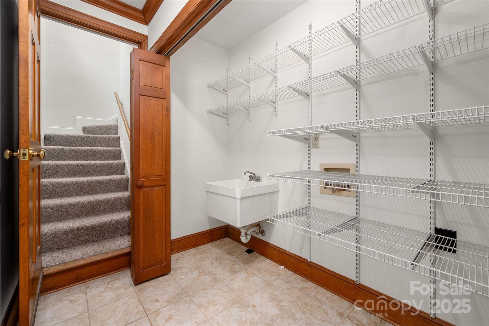 10105 Waterbrook Lane
