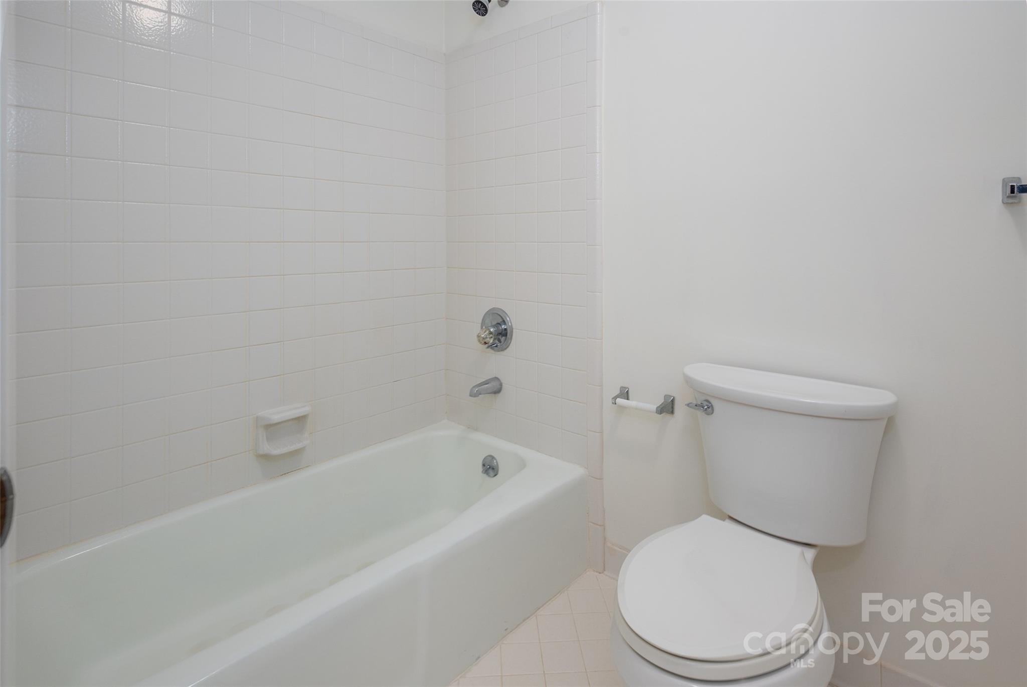 10105 Waterbrook Lane