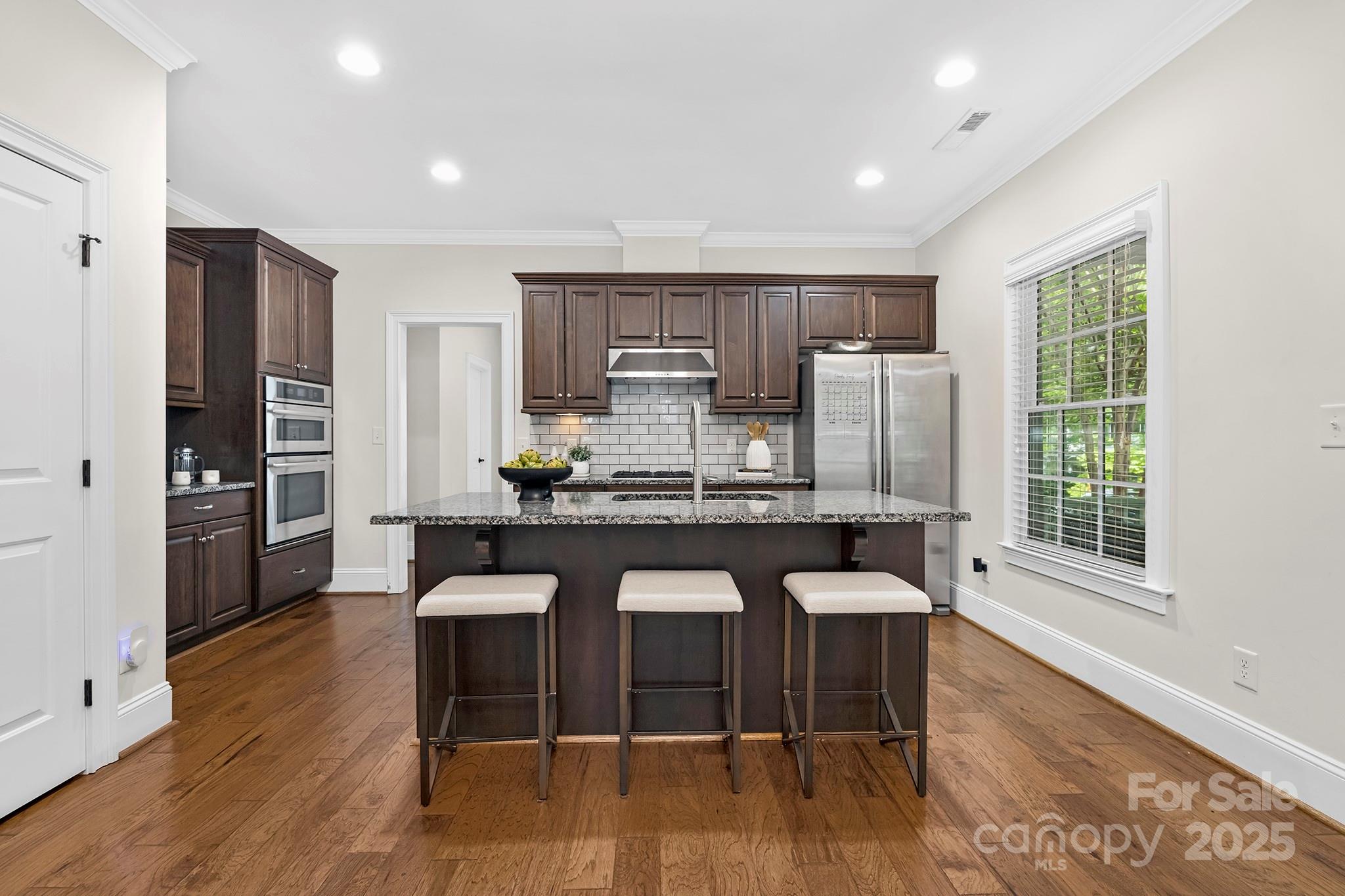 2042 Euclid Avenue