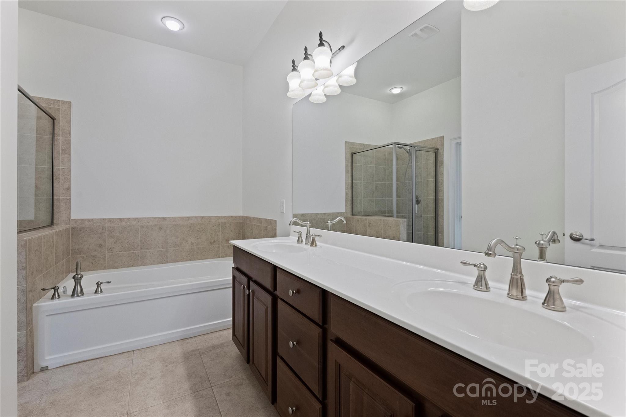 8238 Indigo Row