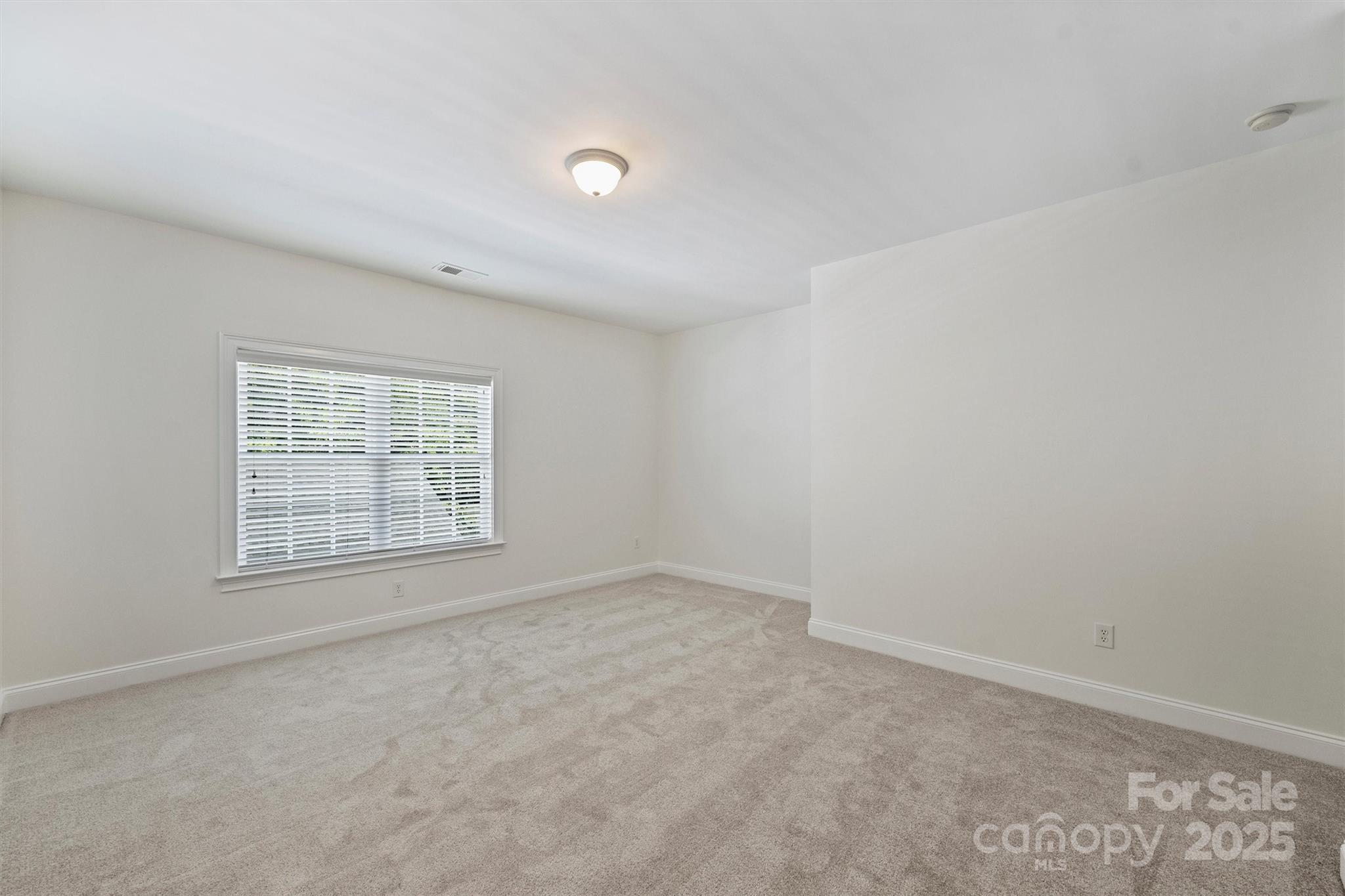 8238 Indigo Row