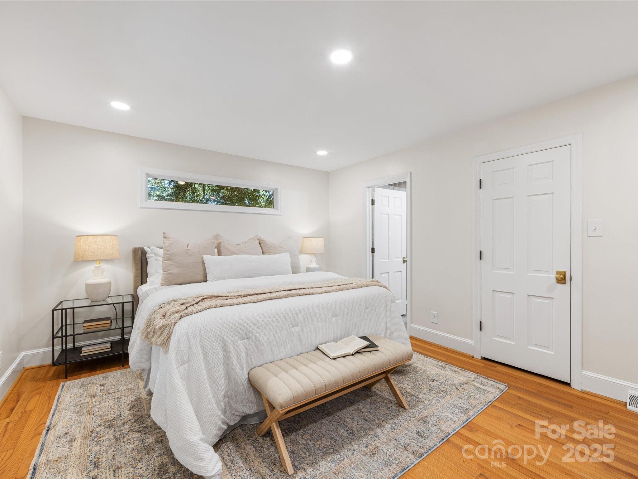 2118 Sharon Road