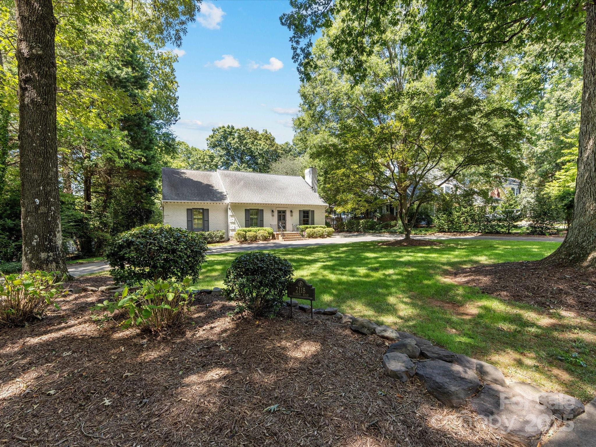 2118 Sharon Road