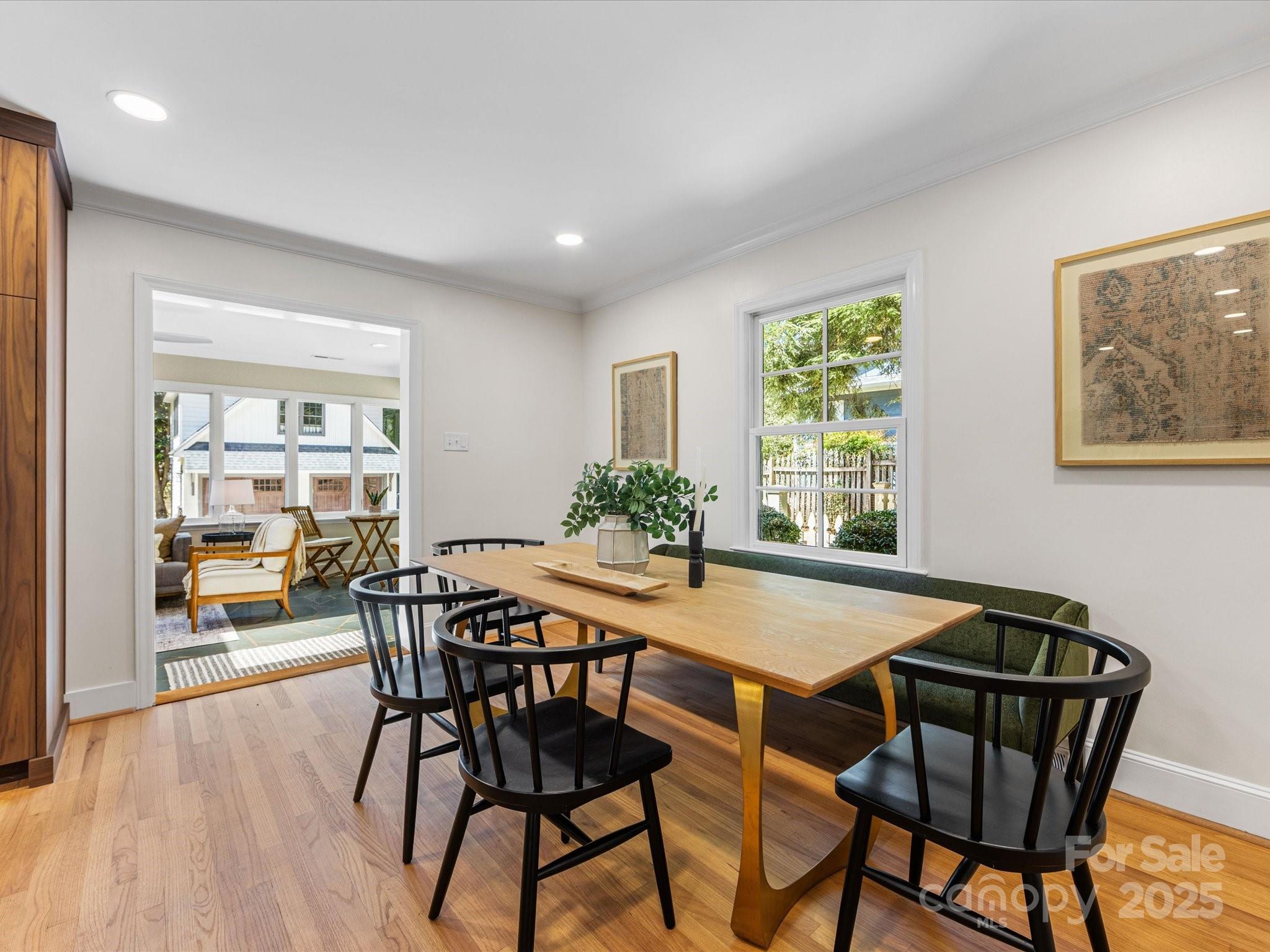 2118 Sharon Road