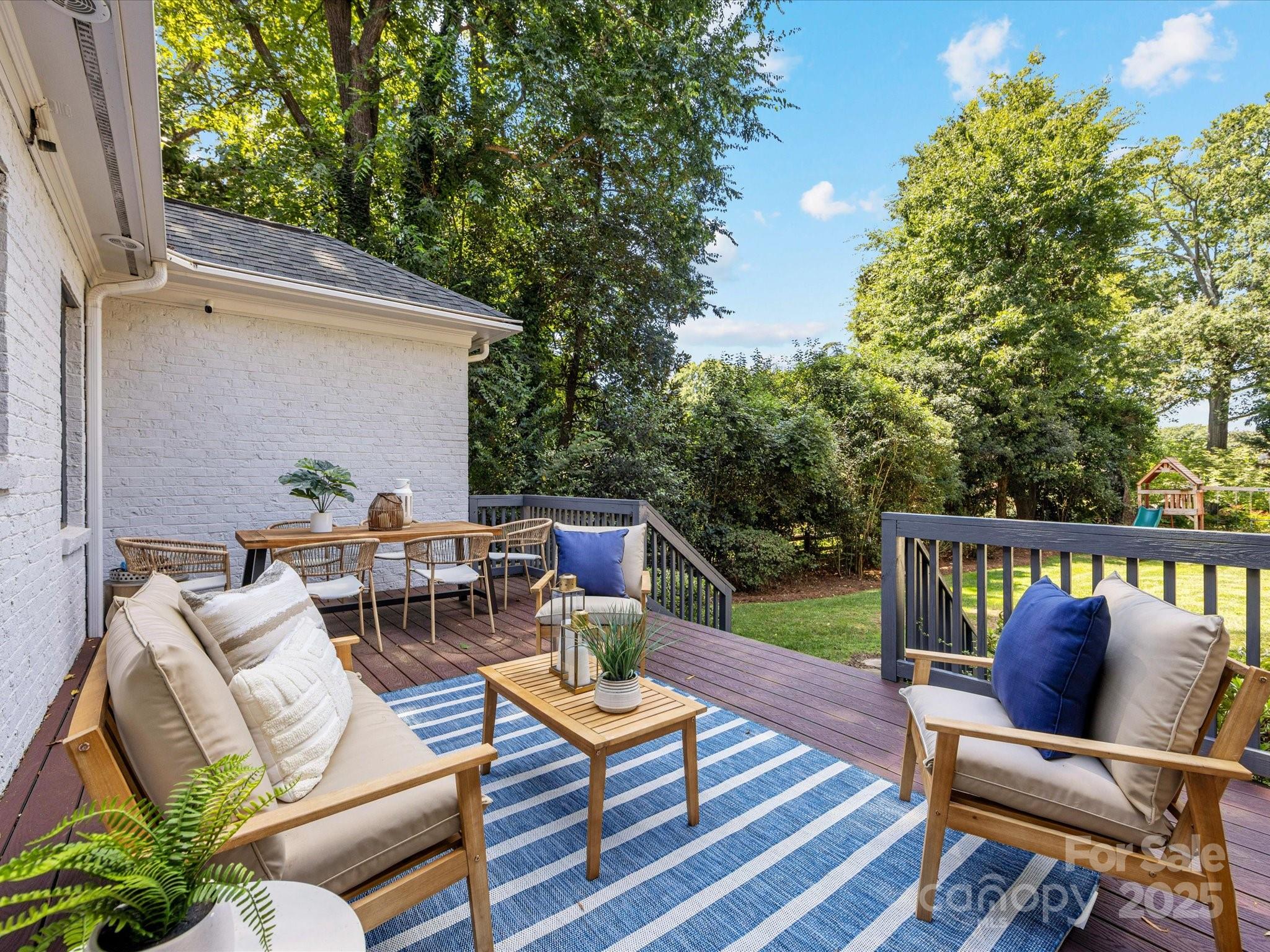 2118 Sharon Road