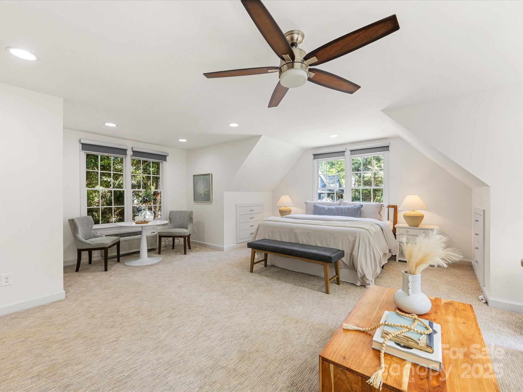 2118 Sharon Road