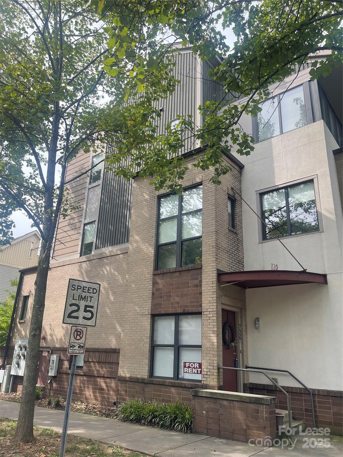 726 N Alexander Street