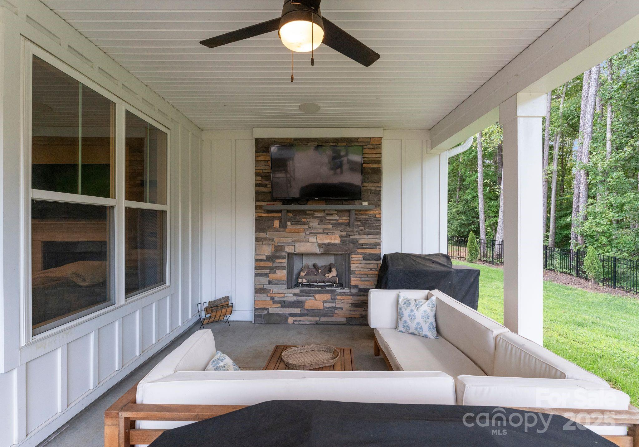 11228 Wooded Saddle Road