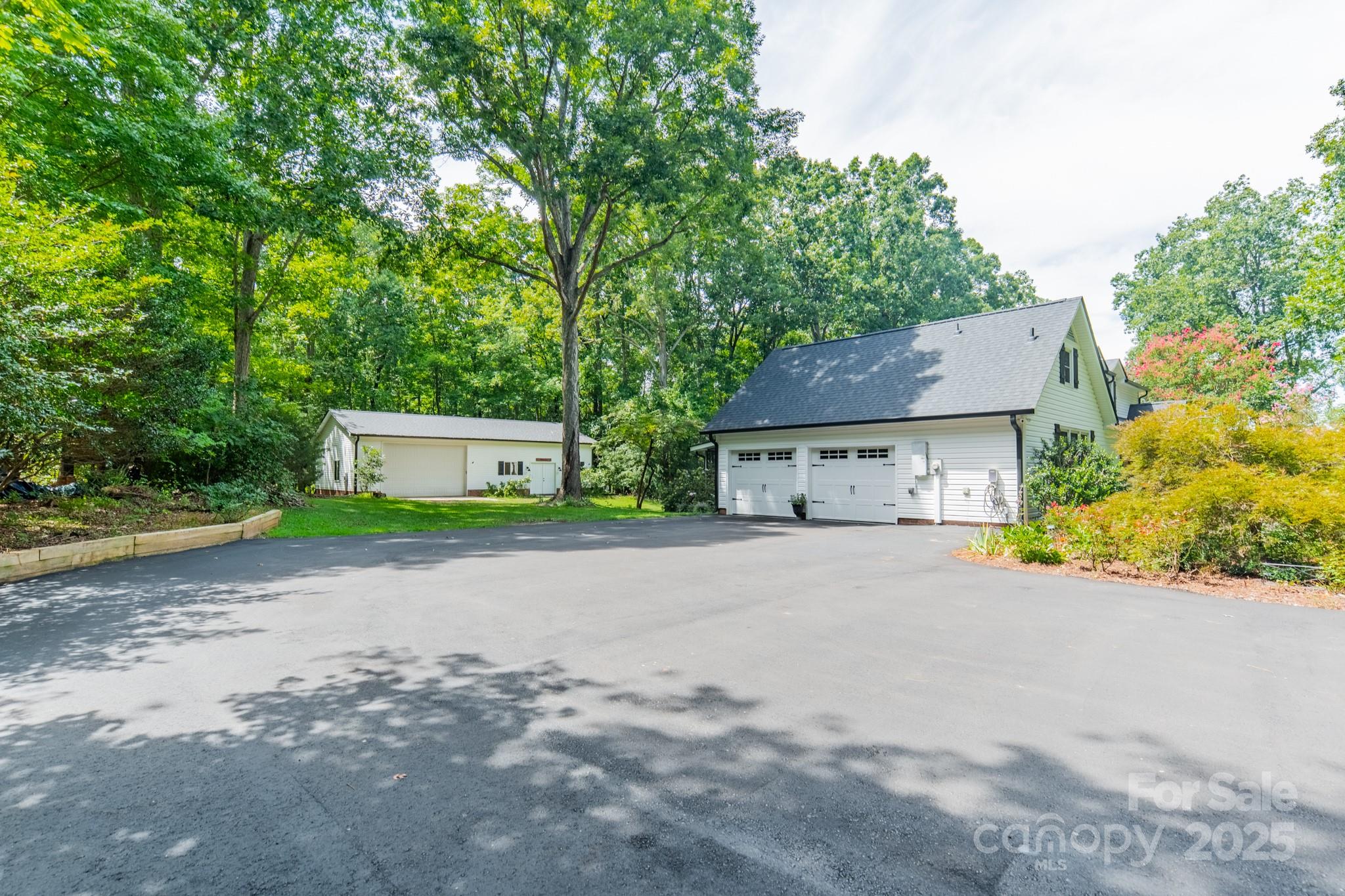 8504 Viking Drive