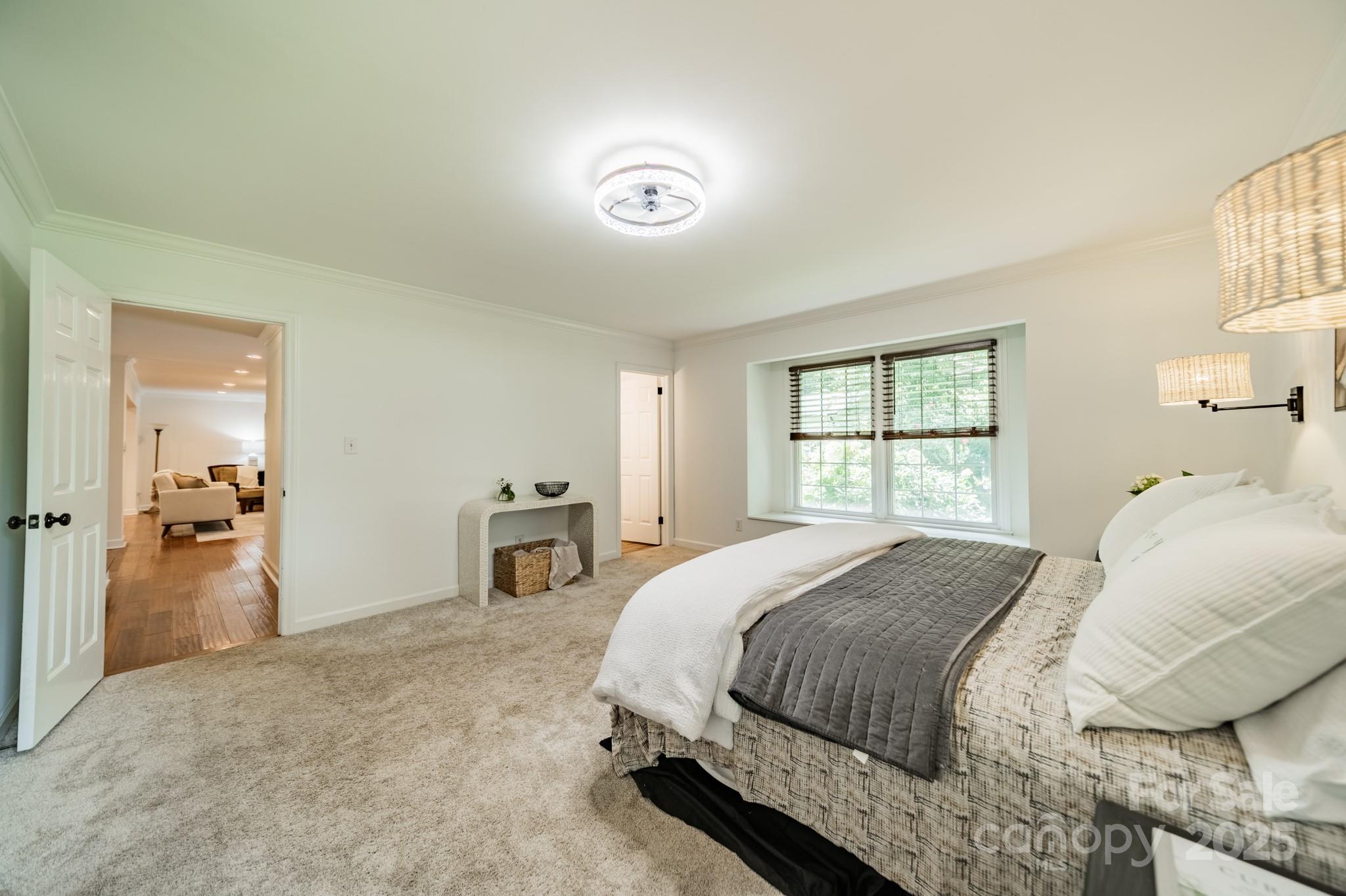 8504 Viking Drive