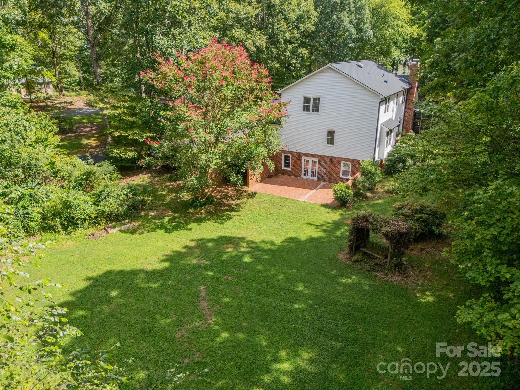 8504 Viking Drive
