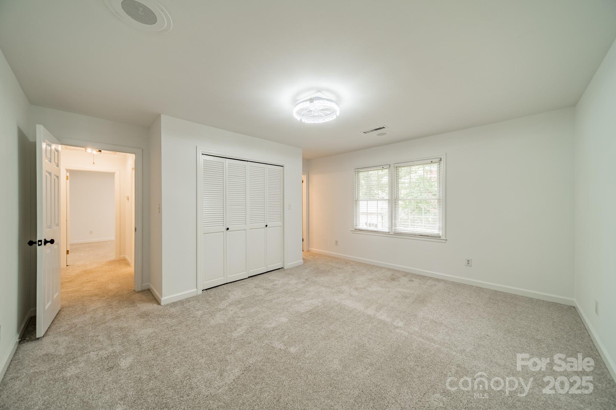 8504 Viking Drive