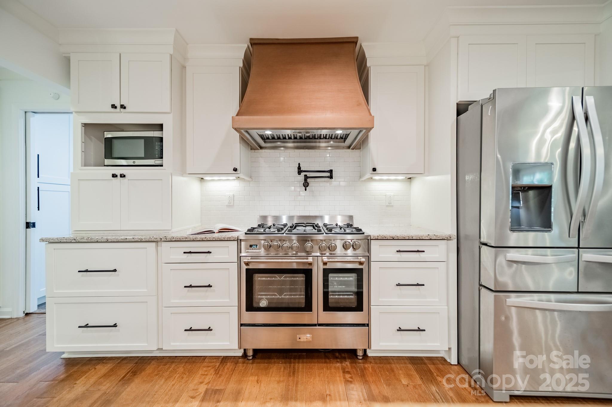 8504 Viking Drive