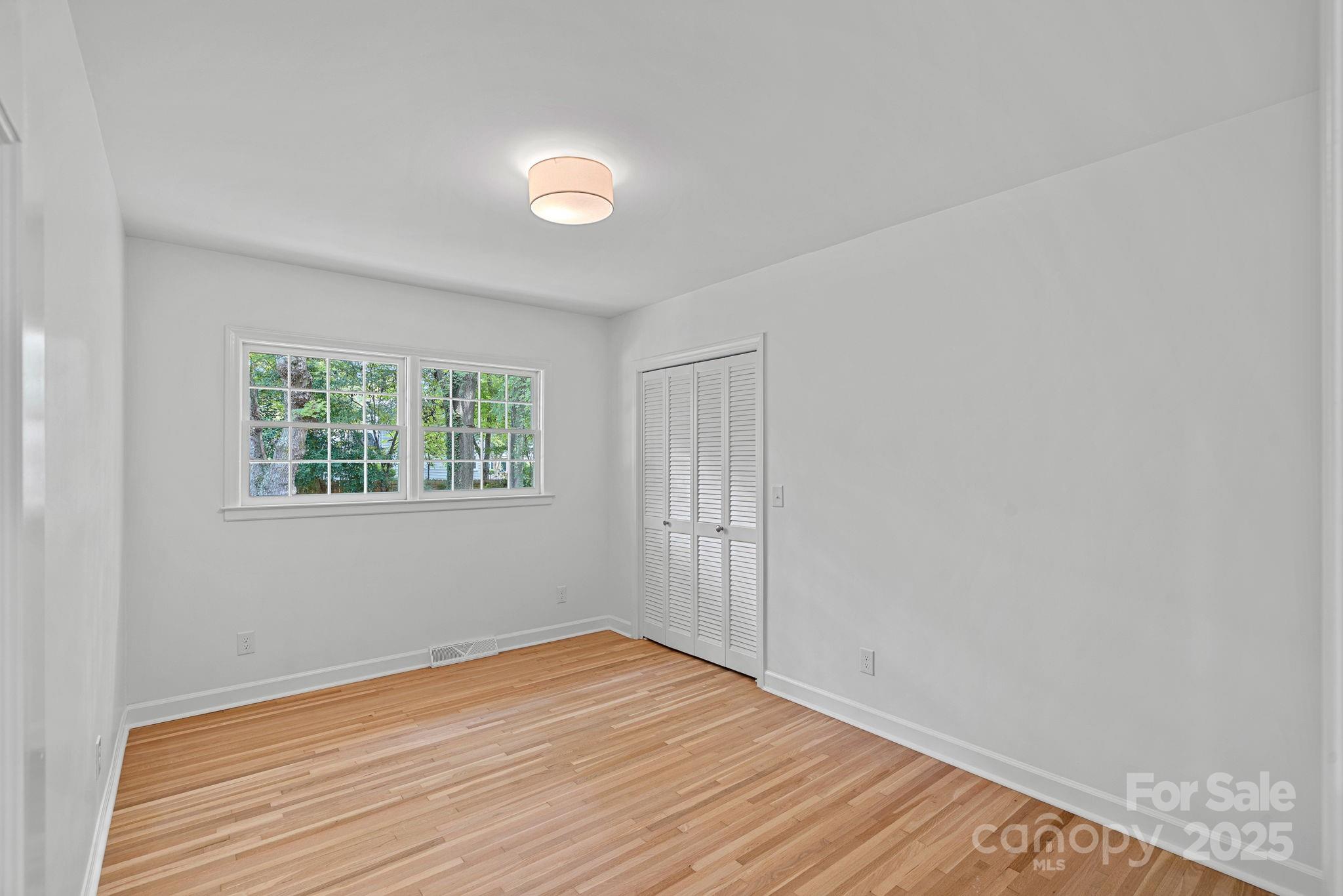 1330 Redcoat Drive