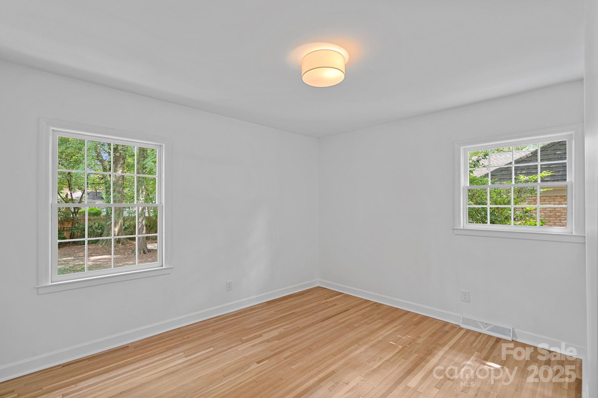 1330 Redcoat Drive