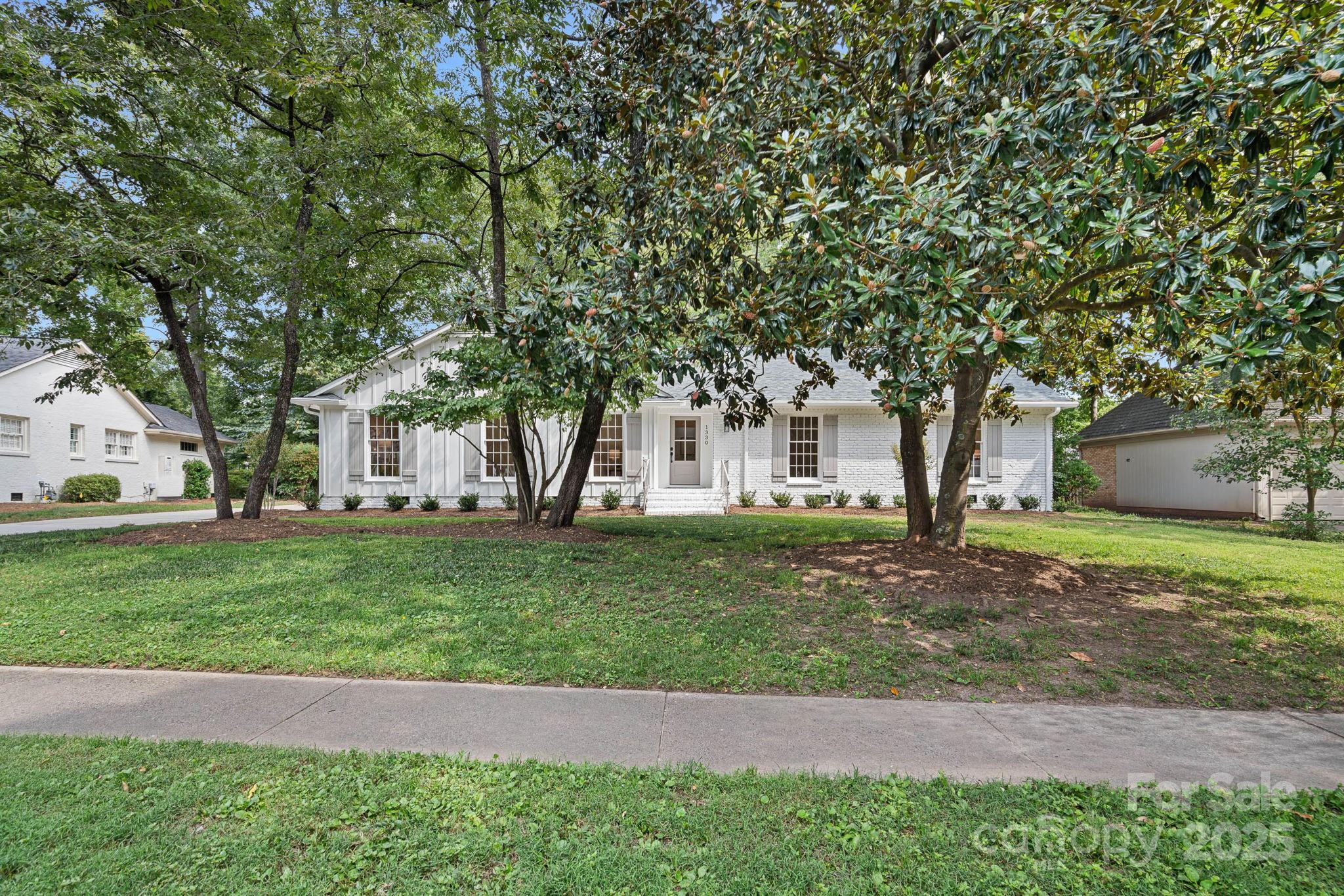 1330 Redcoat Drive