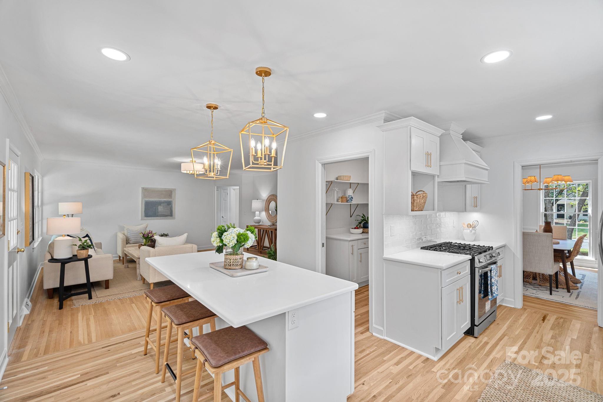 1330 Redcoat Drive