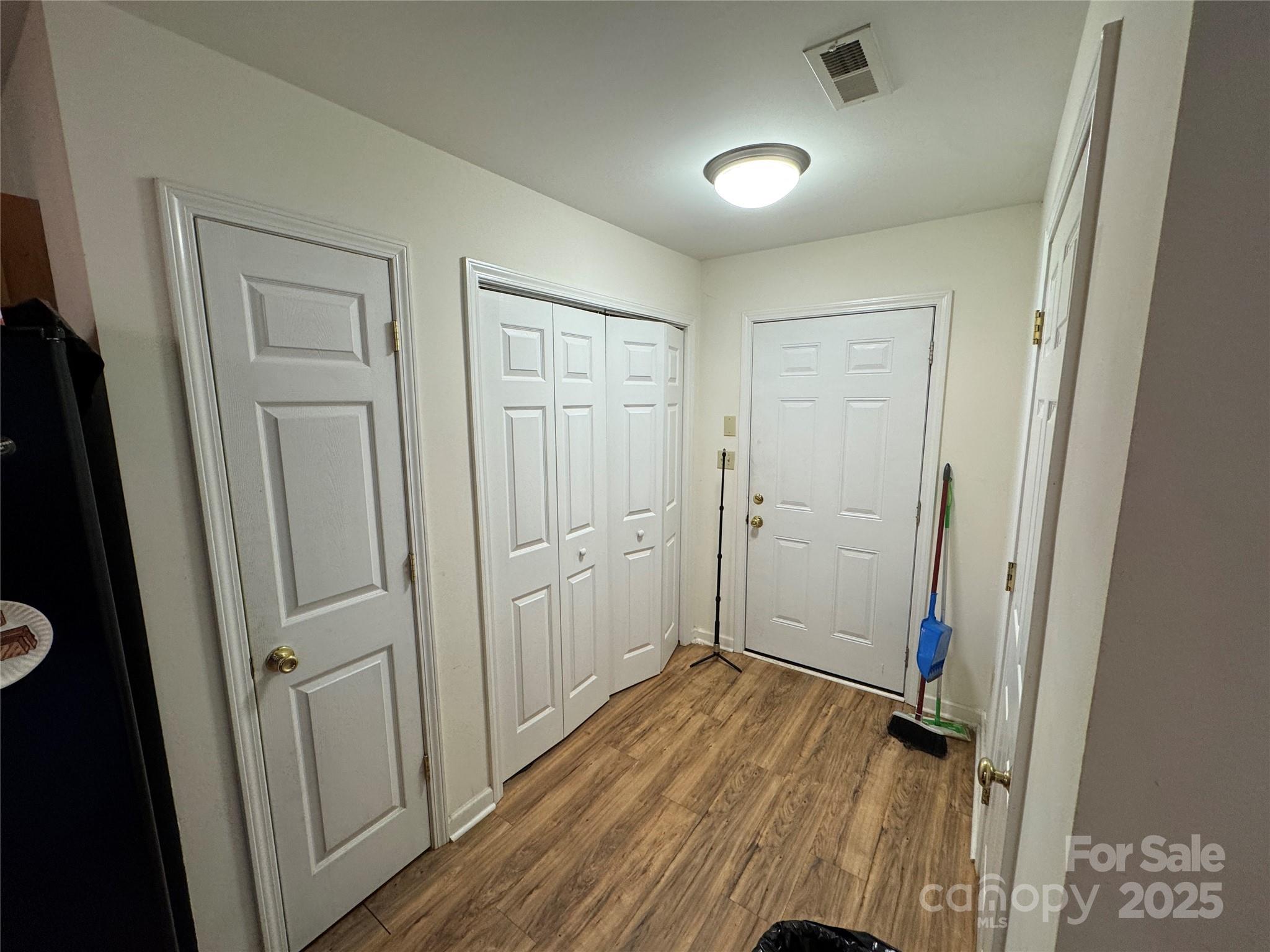2564 Carya Pond Lane
