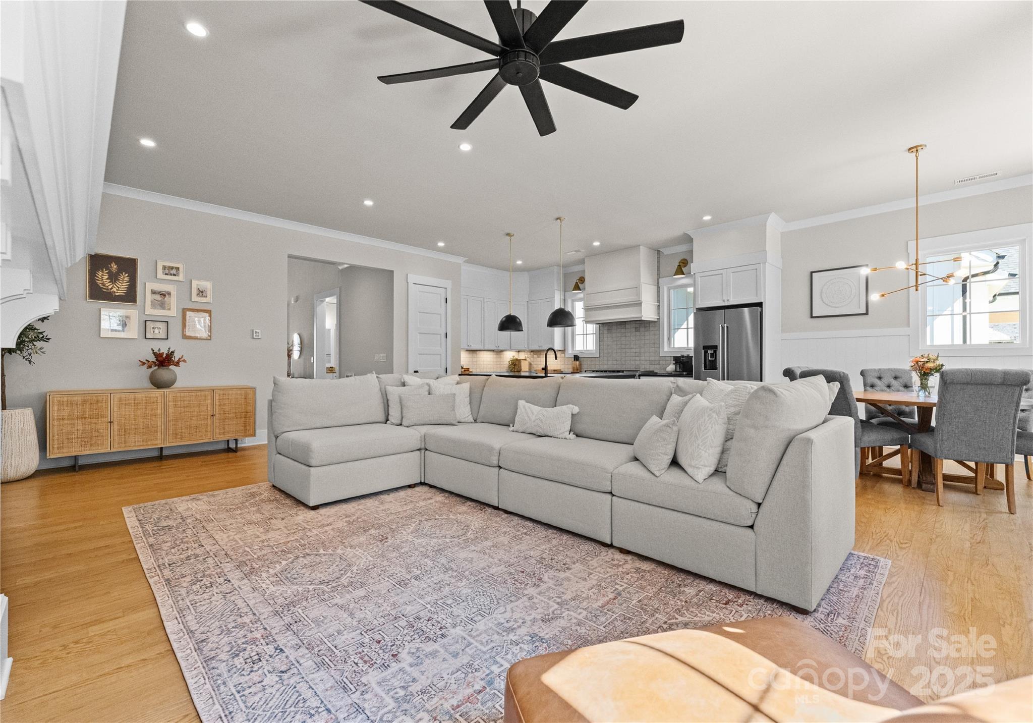 831 Naples Drive