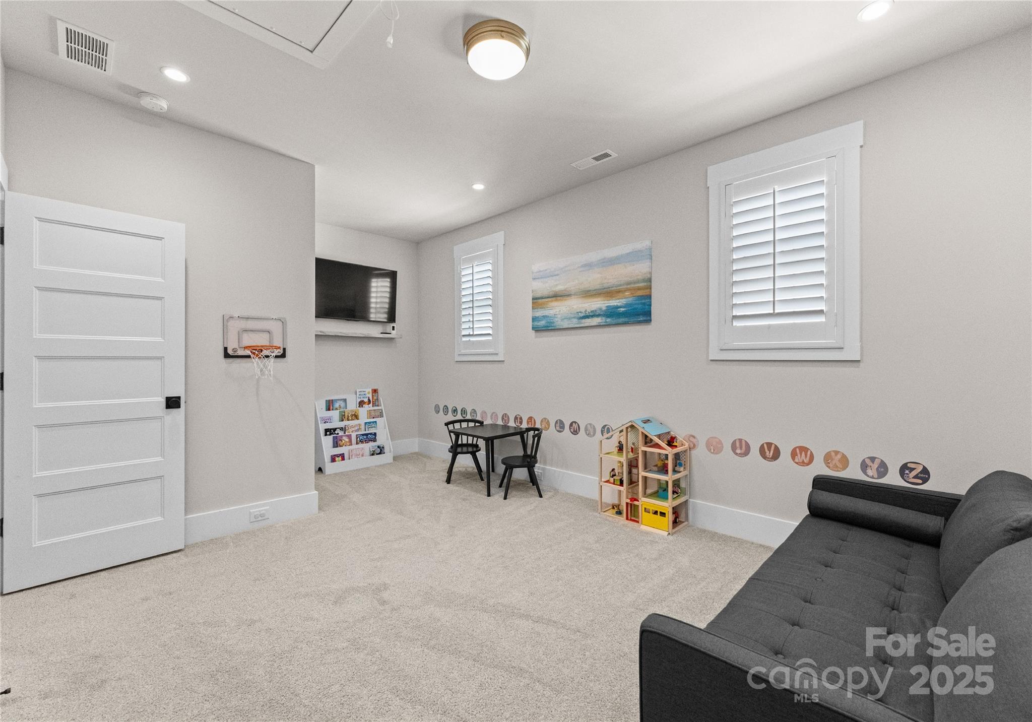 831 Naples Drive