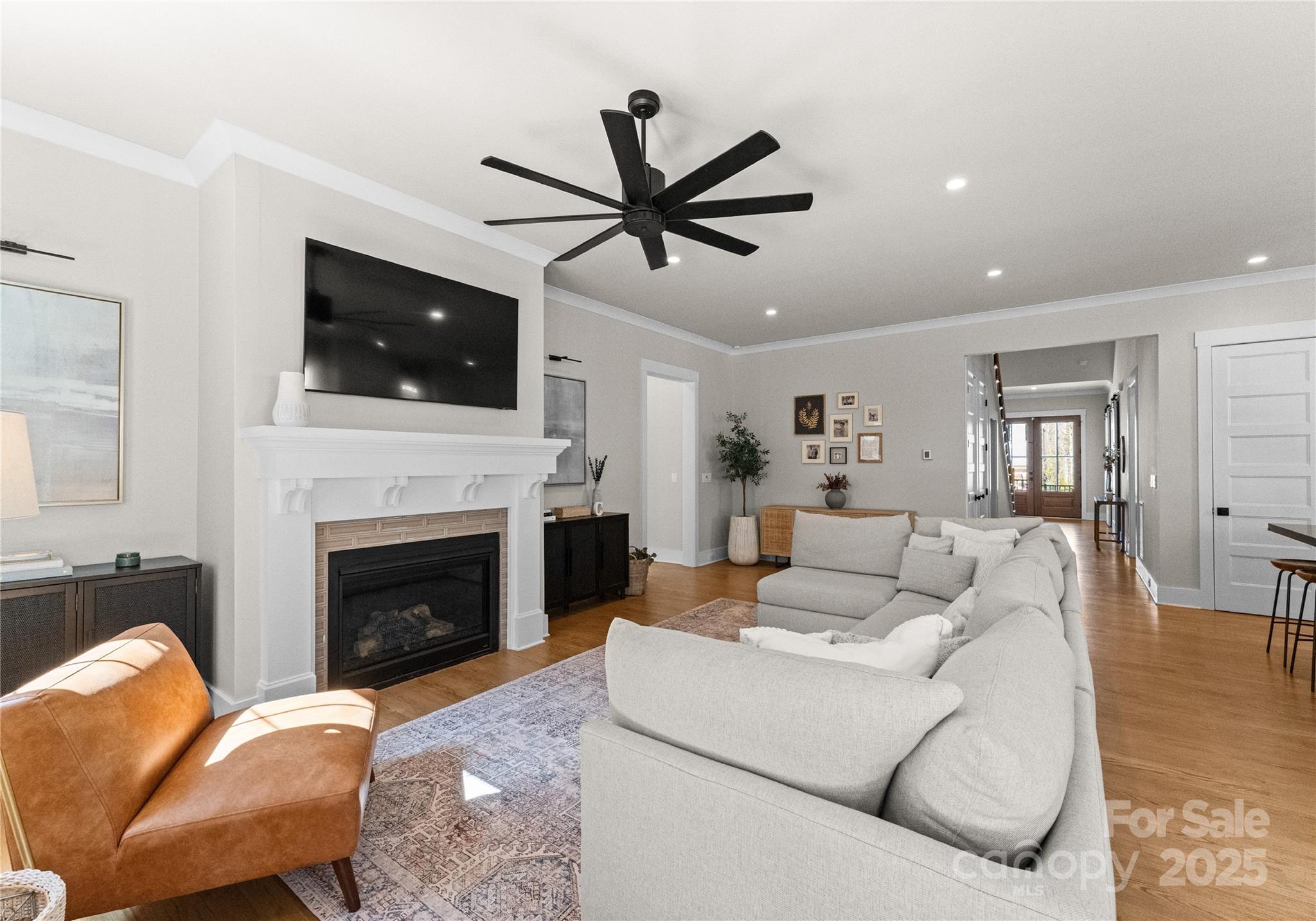 831 Naples Drive