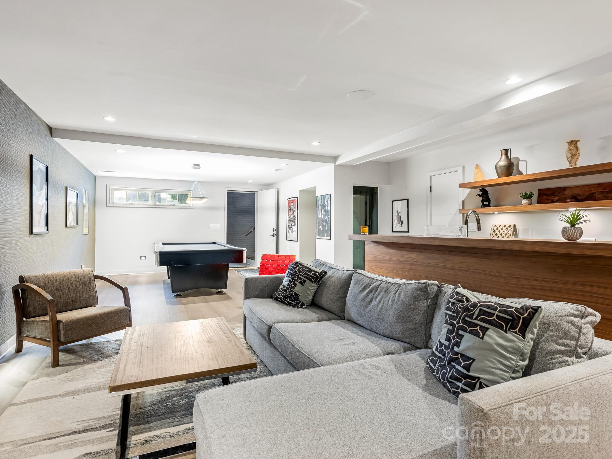 3637 Pelham Lane
