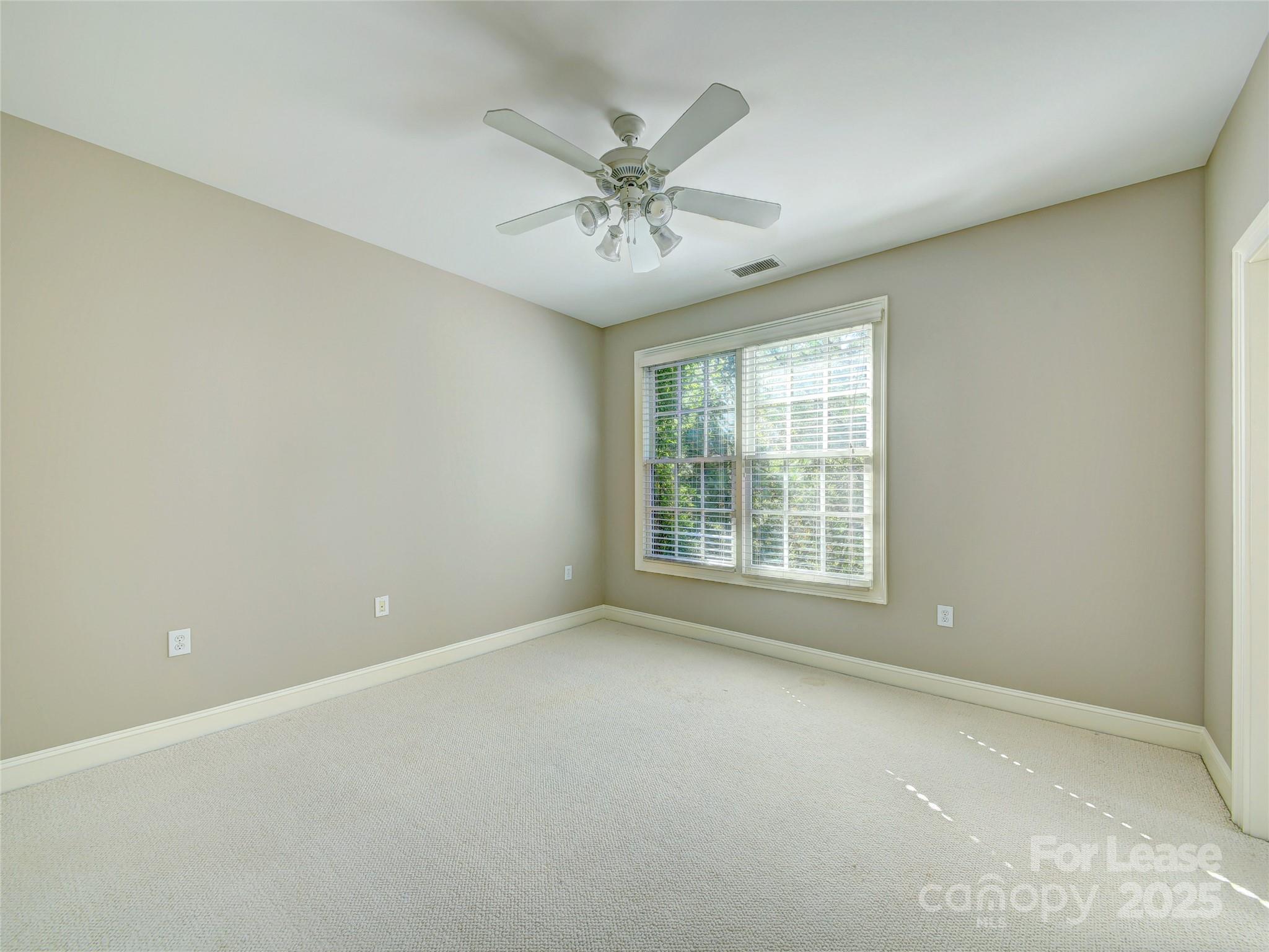 232 Wendover Heights Circle