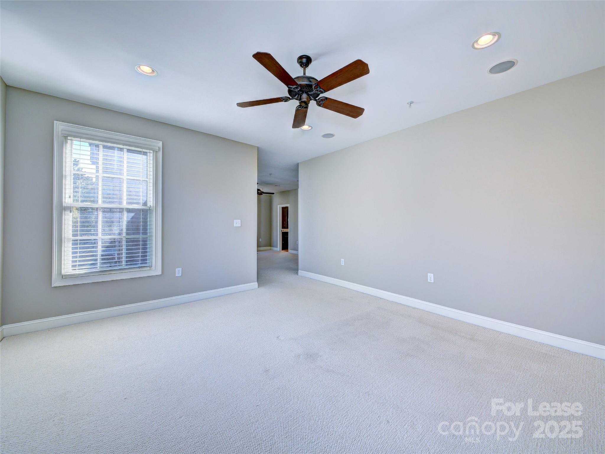 232 Wendover Heights Circle