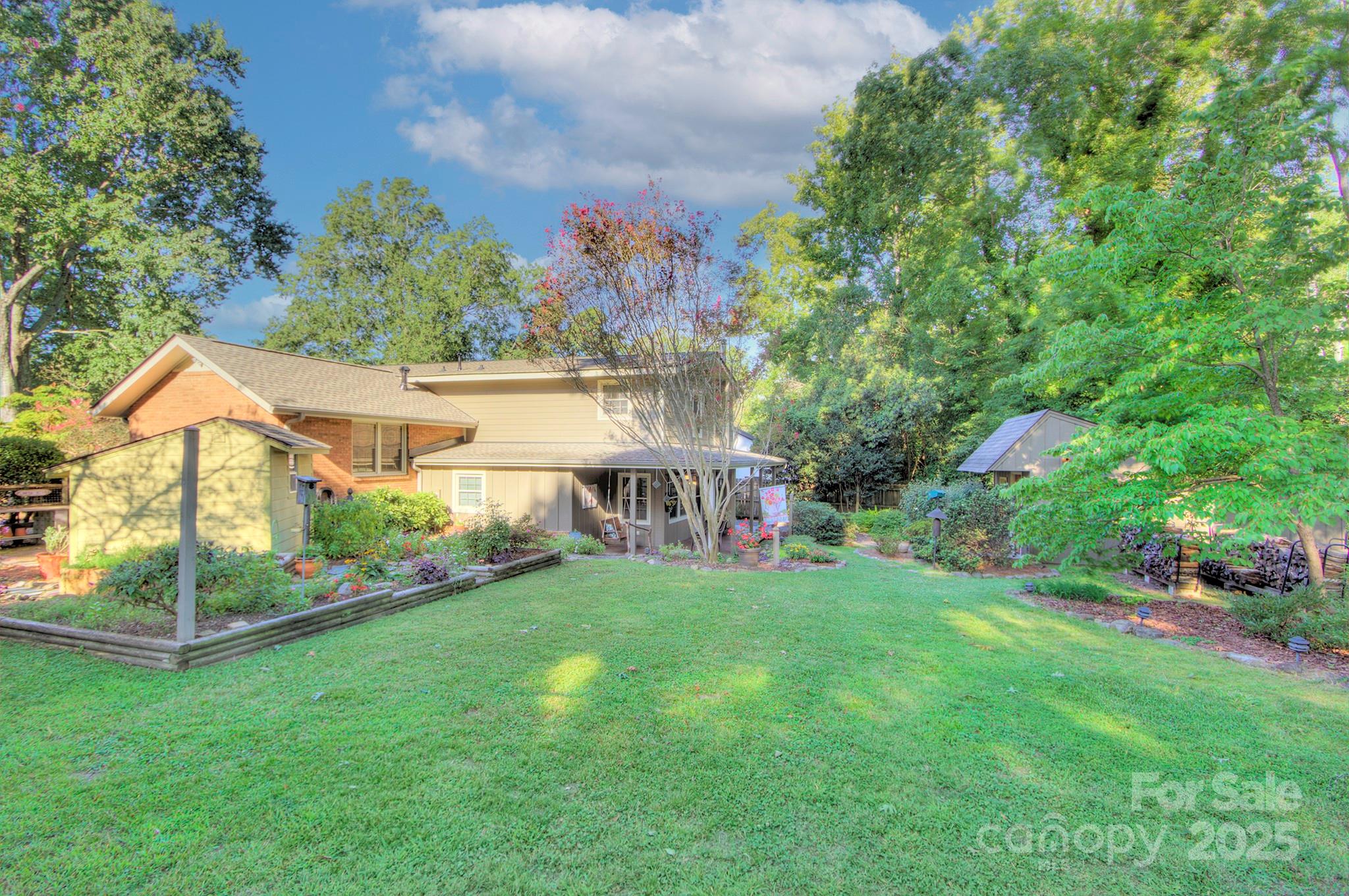 2825 Spring Valley Road