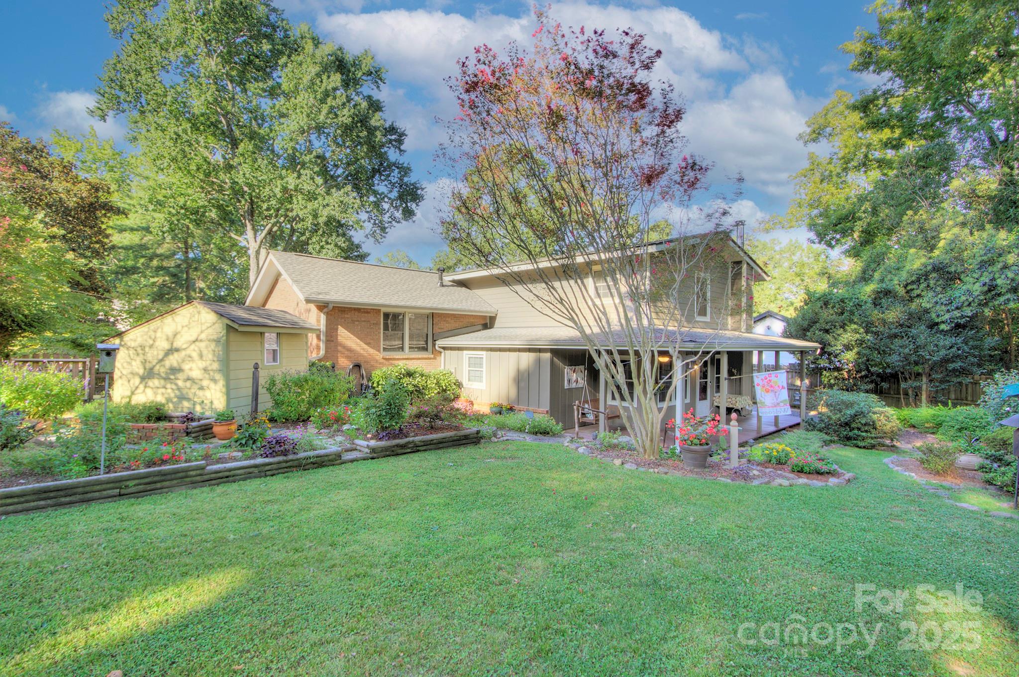 2825 Spring Valley Road