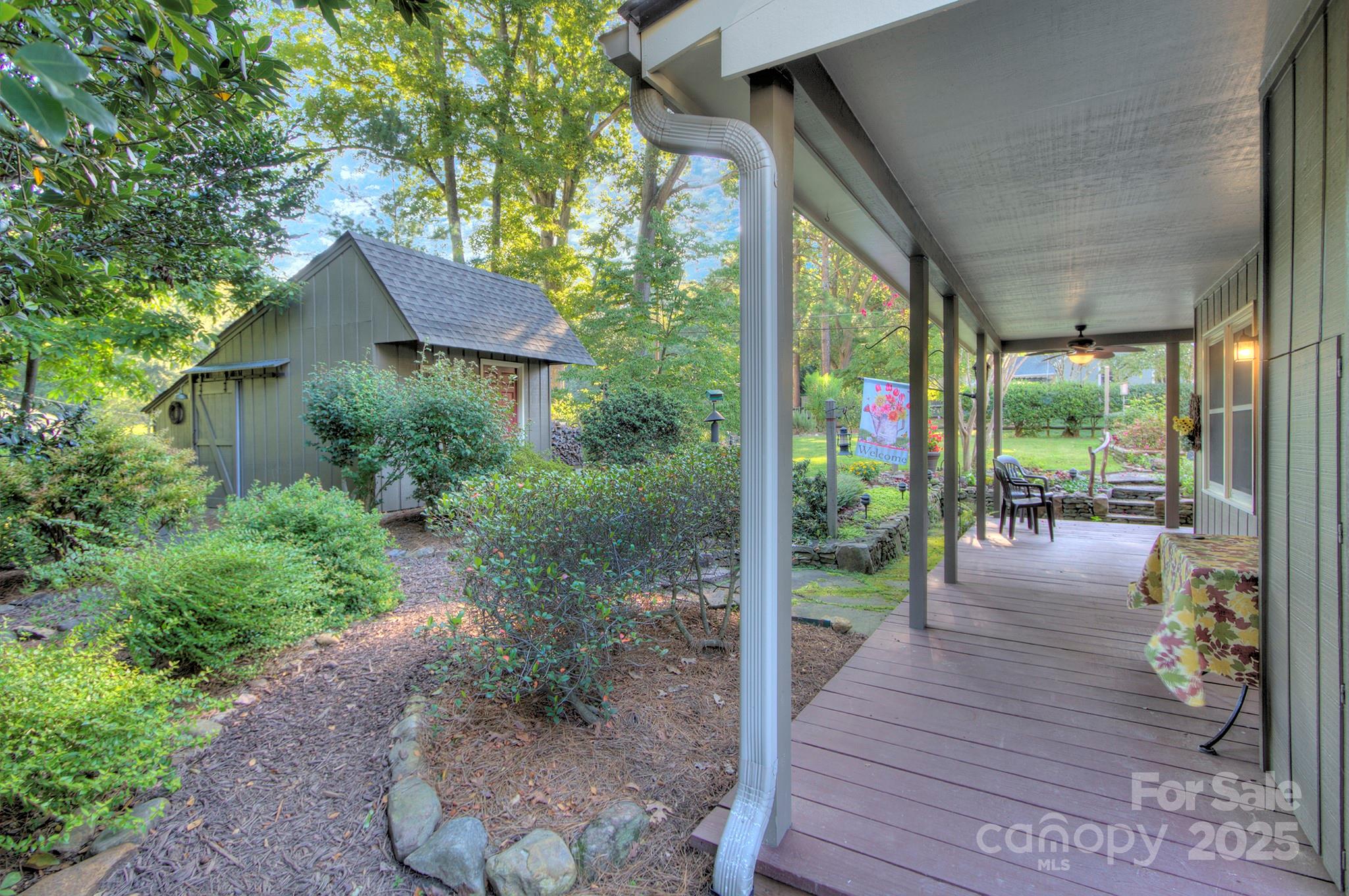 2825 Spring Valley Road