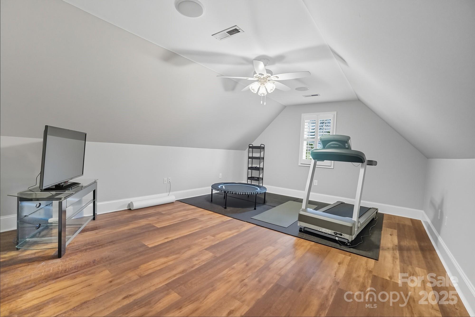 6768 Lynrose Court