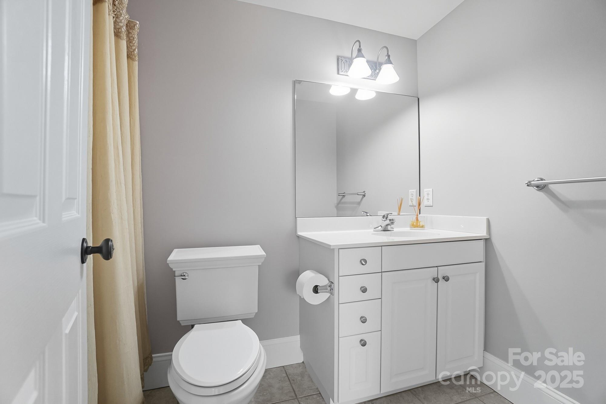 6768 Lynrose Court