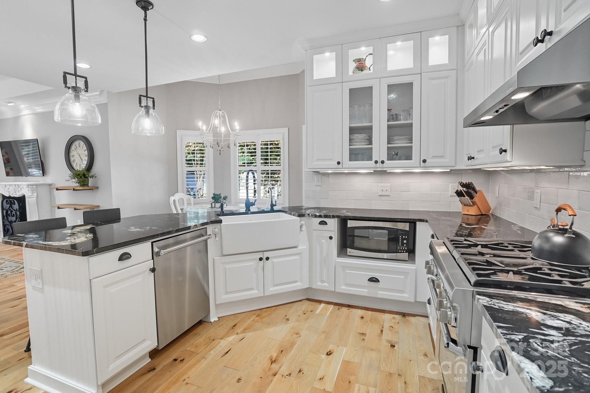 6768 Lynrose Court