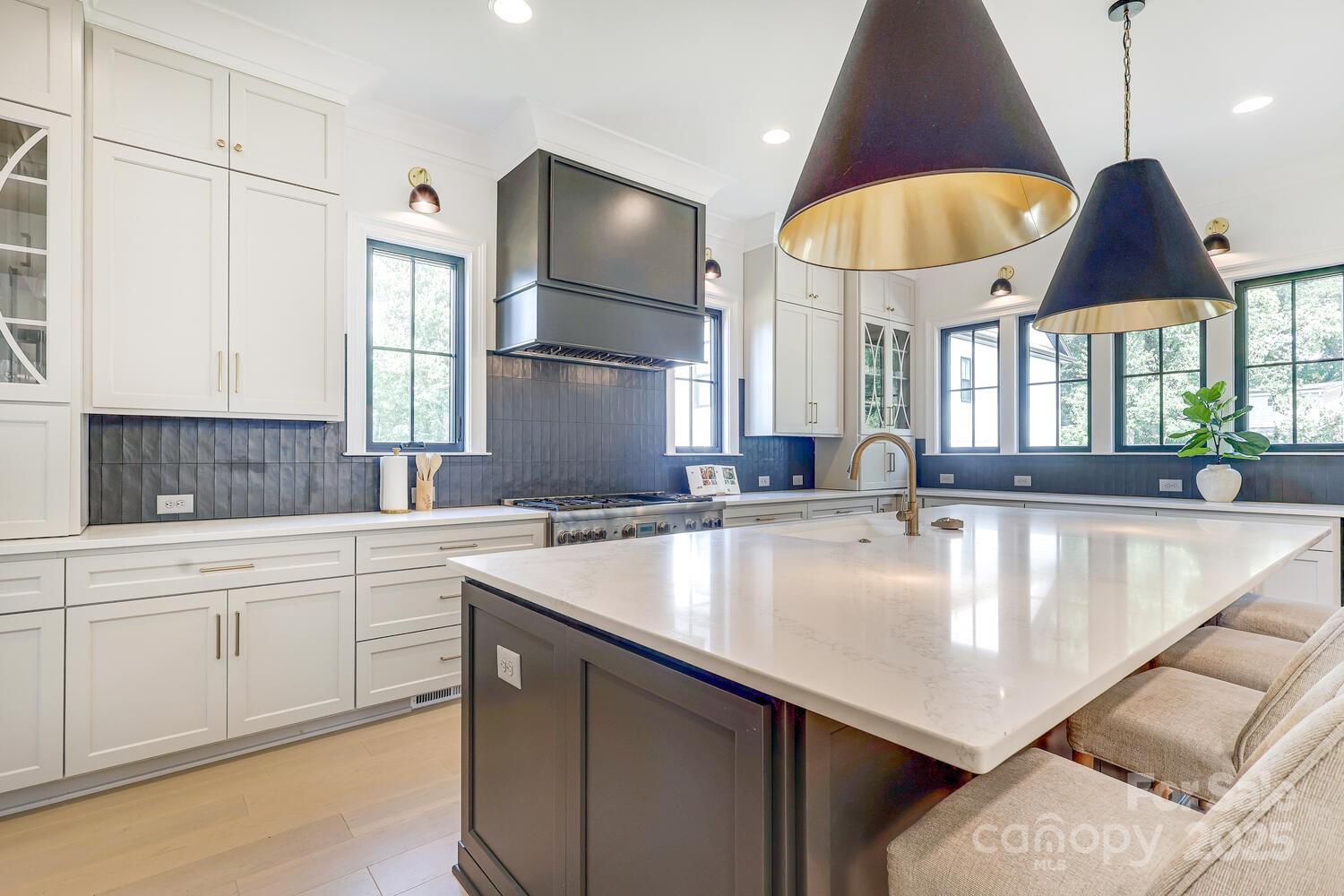 5511 Fairview Road