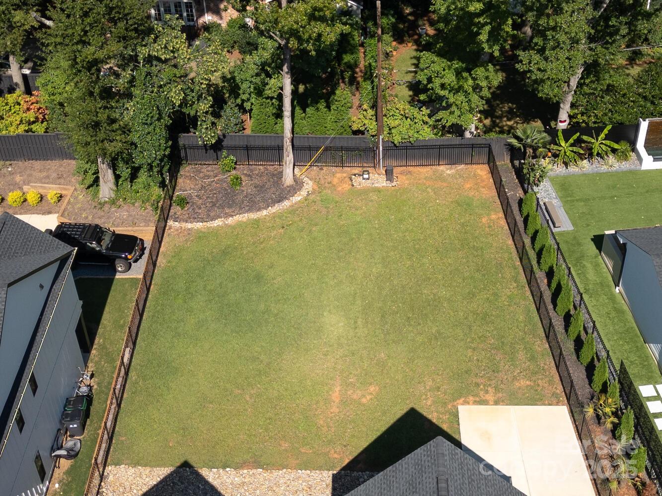 5511 Fairview Road