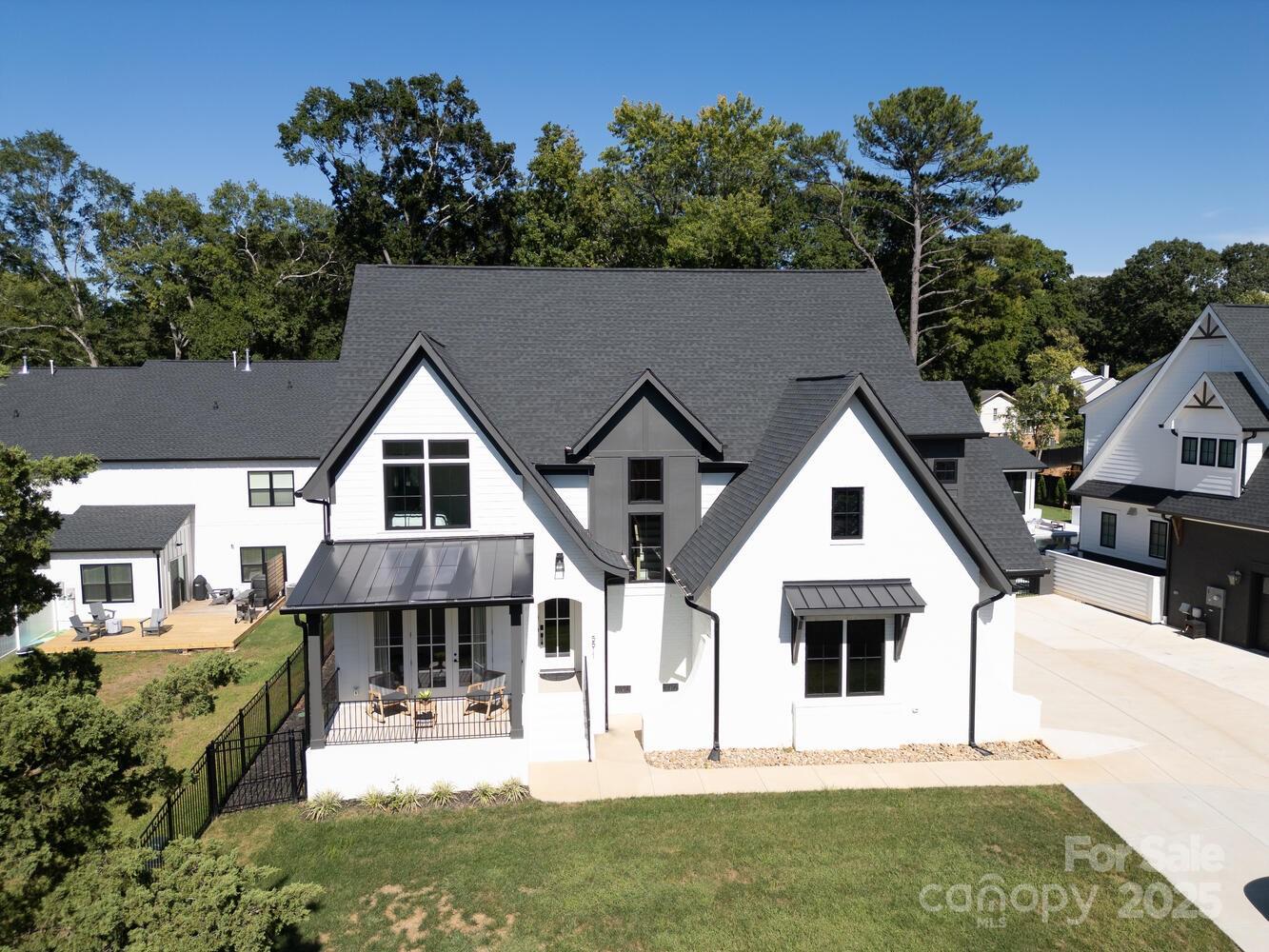 5511 Fairview Road