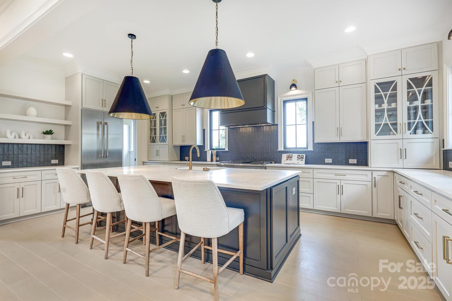 5511 Fairview Road