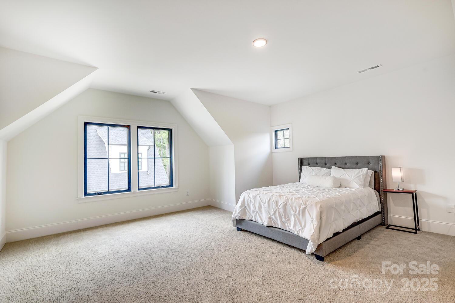 5511 Fairview Road