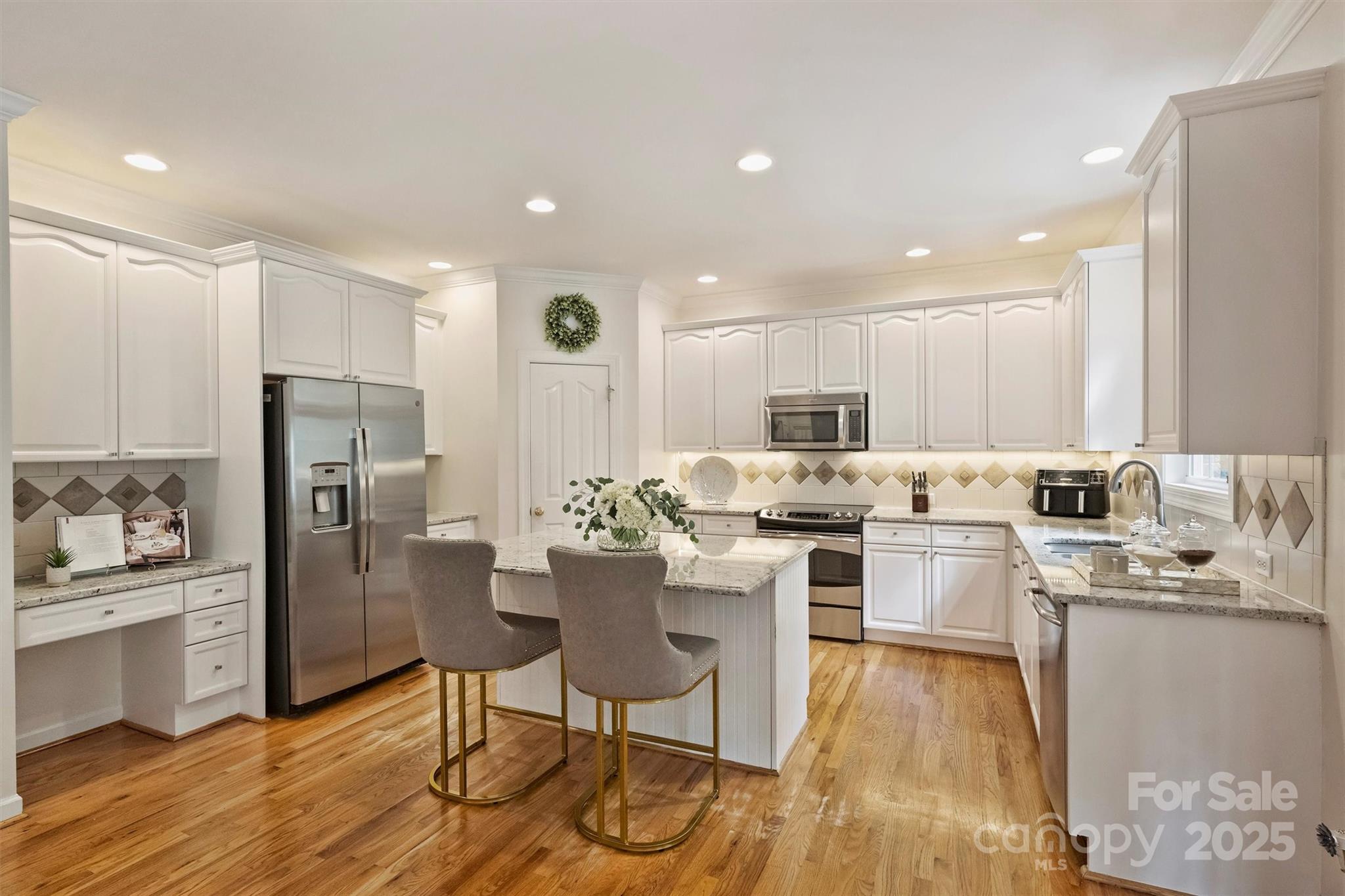 10421 Sundance Court