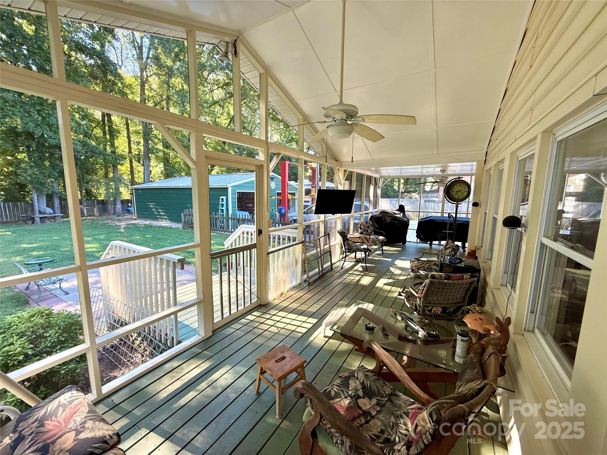 7632 Rolling Hill Road