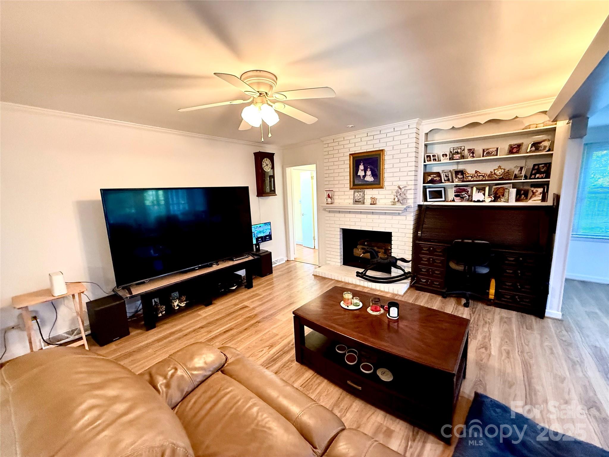 7632 Rolling Hill Road