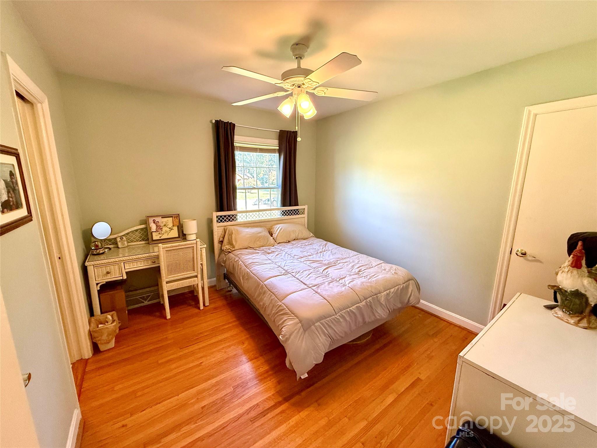 7632 Rolling Hill Road
